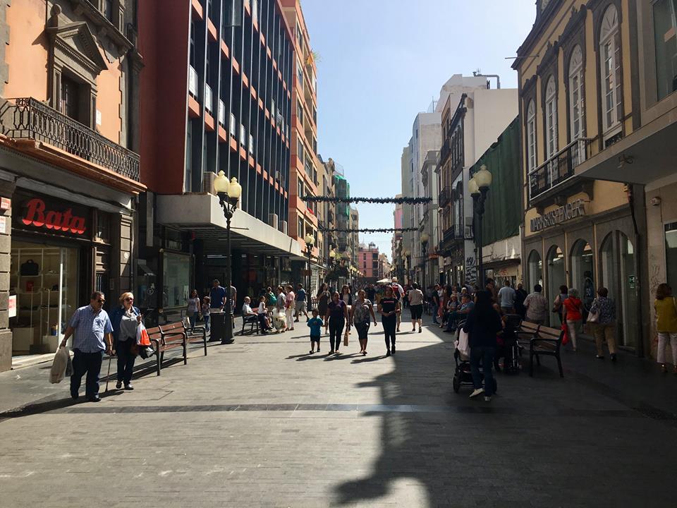 Calle Triana, the main shopping street in Las Palmas.