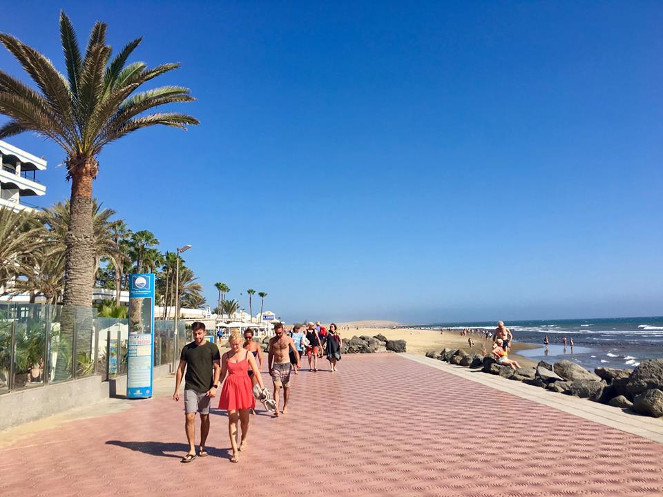 The beachfront promenade in Maspalomas.