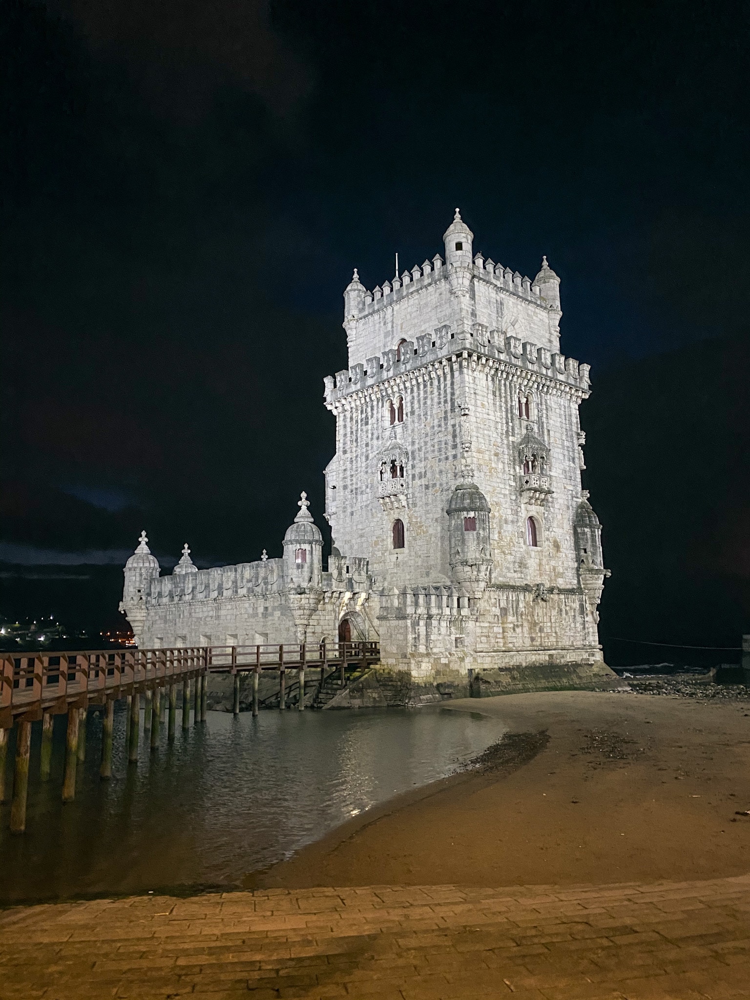 Tower of Belém at night.